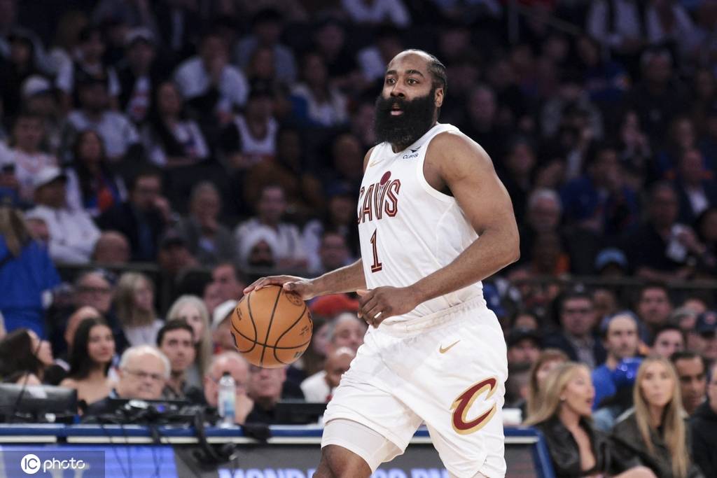 前NBA球员:哈登应该在本赛季结束后退役